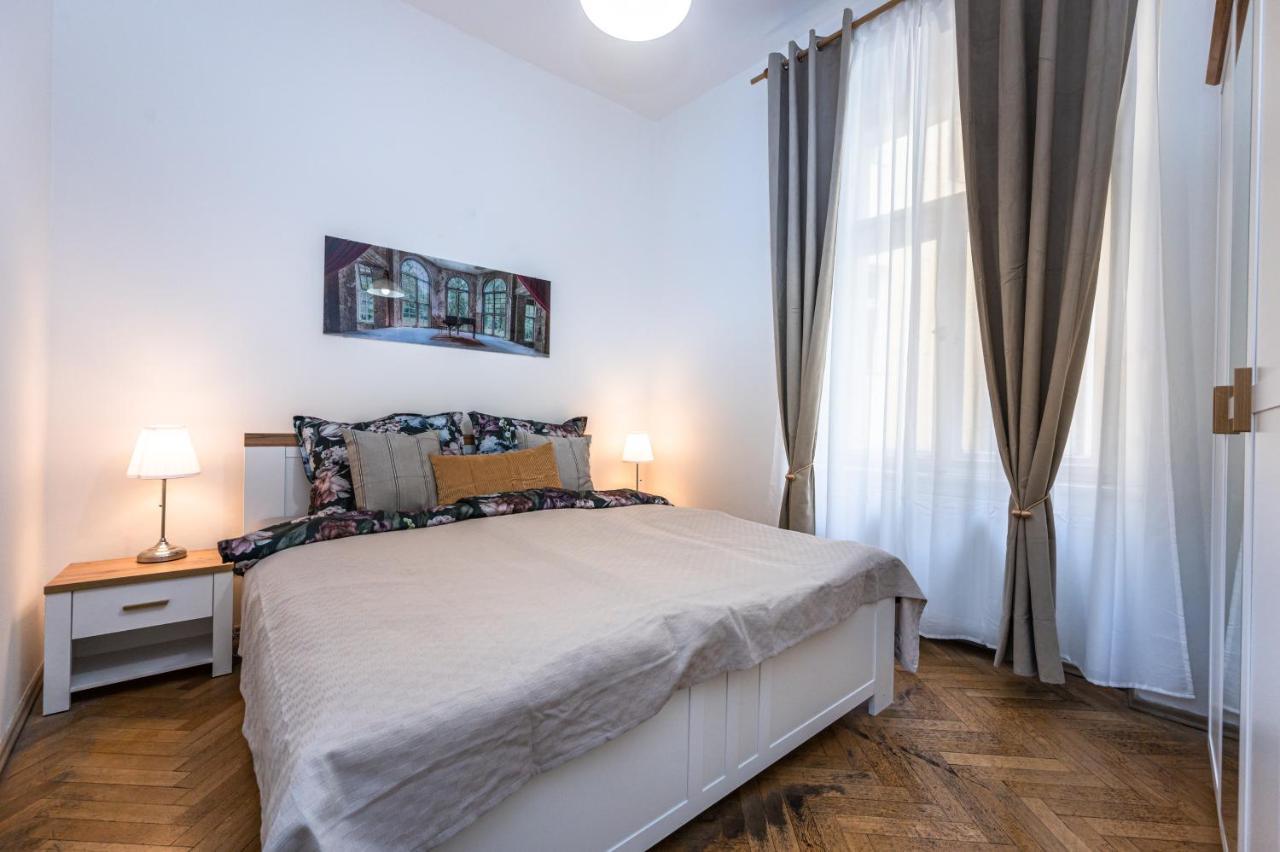 Tynska Ulicka Apartment Praga Exterior foto